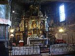 ołtarz główny kościoła w Binarowej 