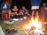 nasi wspaniali muzycy: Asia, Hanka i Bogdan. Bez nich te ogniska nie byłyby tak fajne:)
