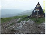 2014-05-25 Wybieram Bieszczady. Magazyn i garaż GOPR - foto Bartosz :-)