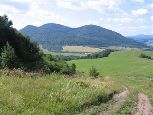 Widok na Busov z polany nad Cigelką