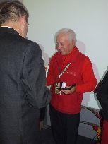 Wręczenie Dyplomu i odznaki dla nowego Członka Honorowego PTTK