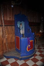 oryginalny konfesjonał - aż ciągnie człeka do spowiedzi