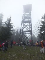 rzut oka na wieżę (niektórzy się rozmarzyli co by tu można było widzieć)